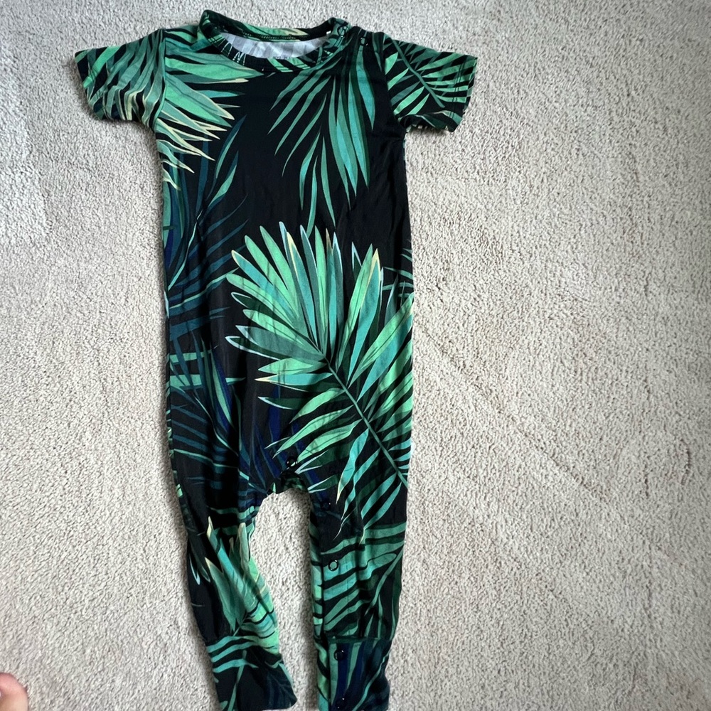 Posh peanut romper